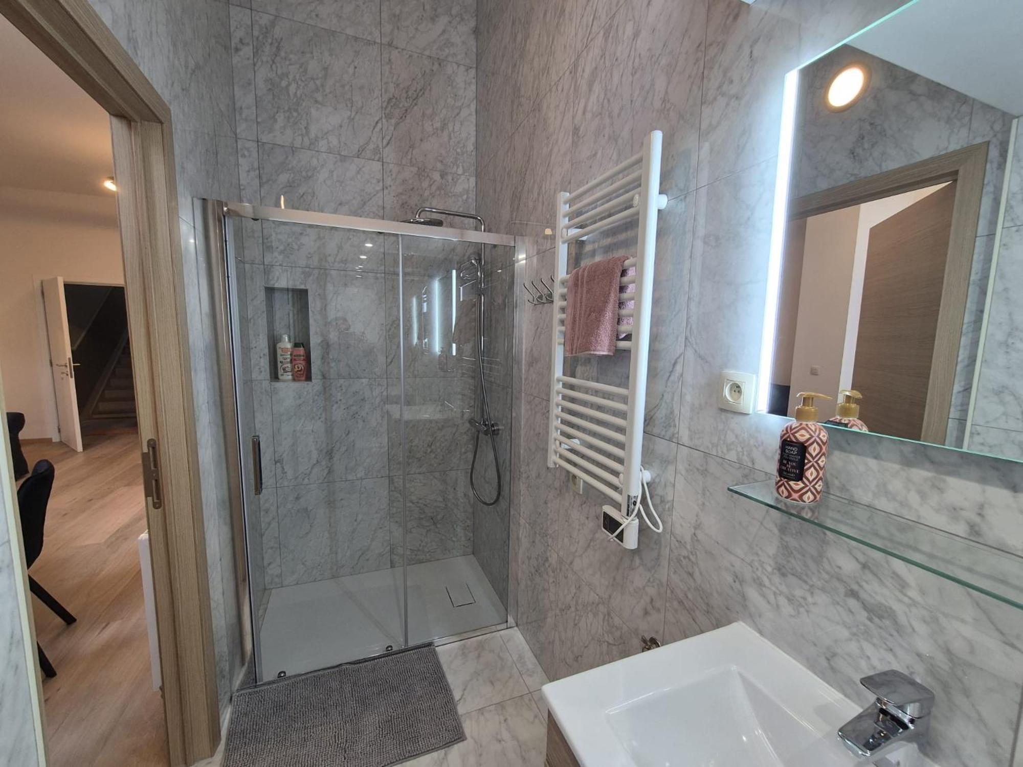 Tasson Snel Apartment Center Of Bruksela Zewnętrze zdjęcie